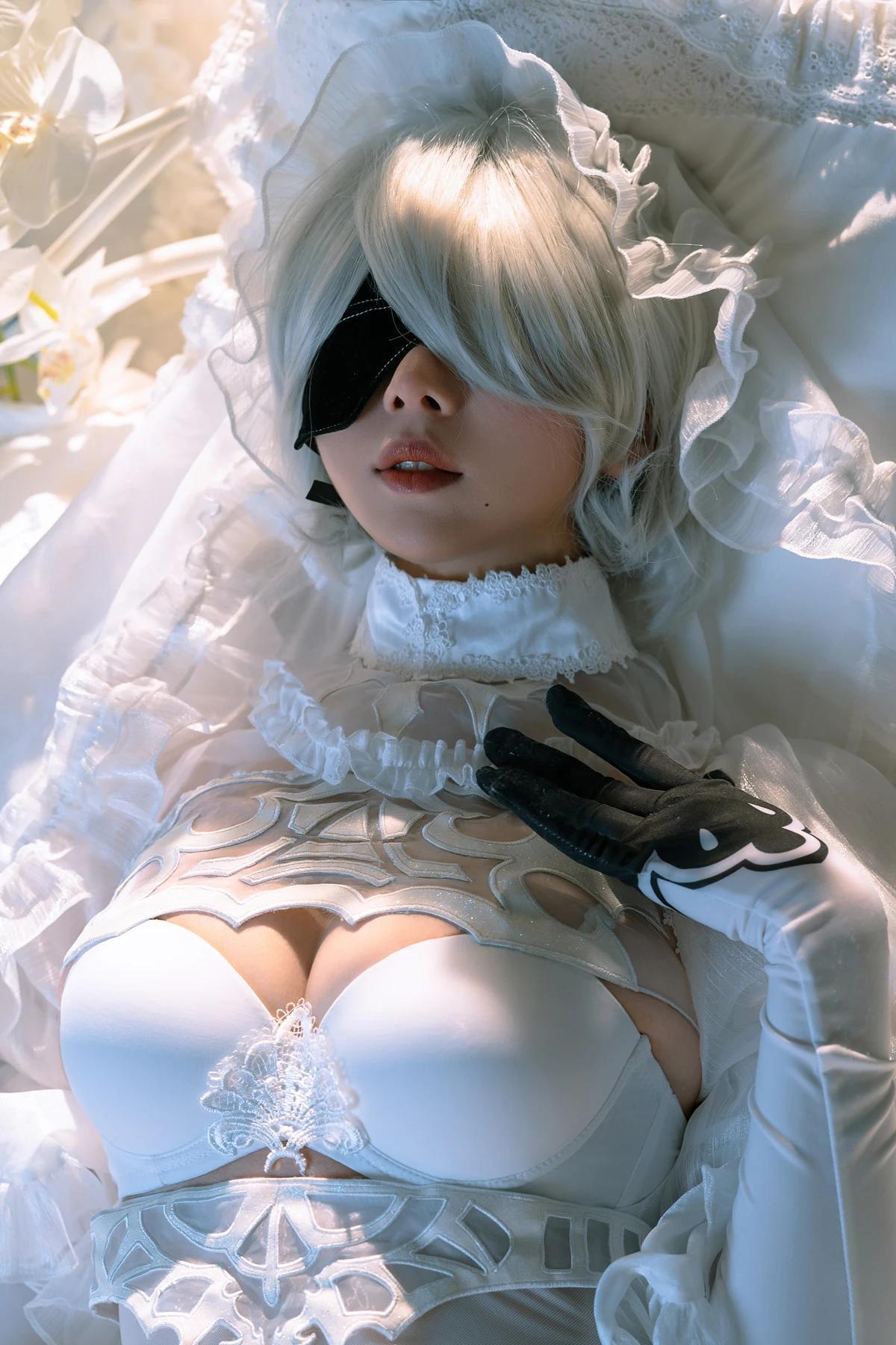 Cosplay 云溪溪Yunx1x1 & 奶桃 – 2B本 YoRHa No.2 Type B 上 Set.02(9)