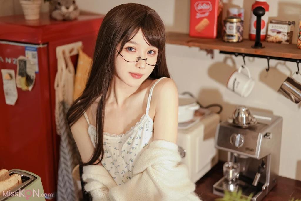 Coser@阿包也是兔娘: 轻熟女 (34 photos)