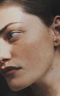 Phoebe Tonkin - Page 2 9Oy5LOOV_o