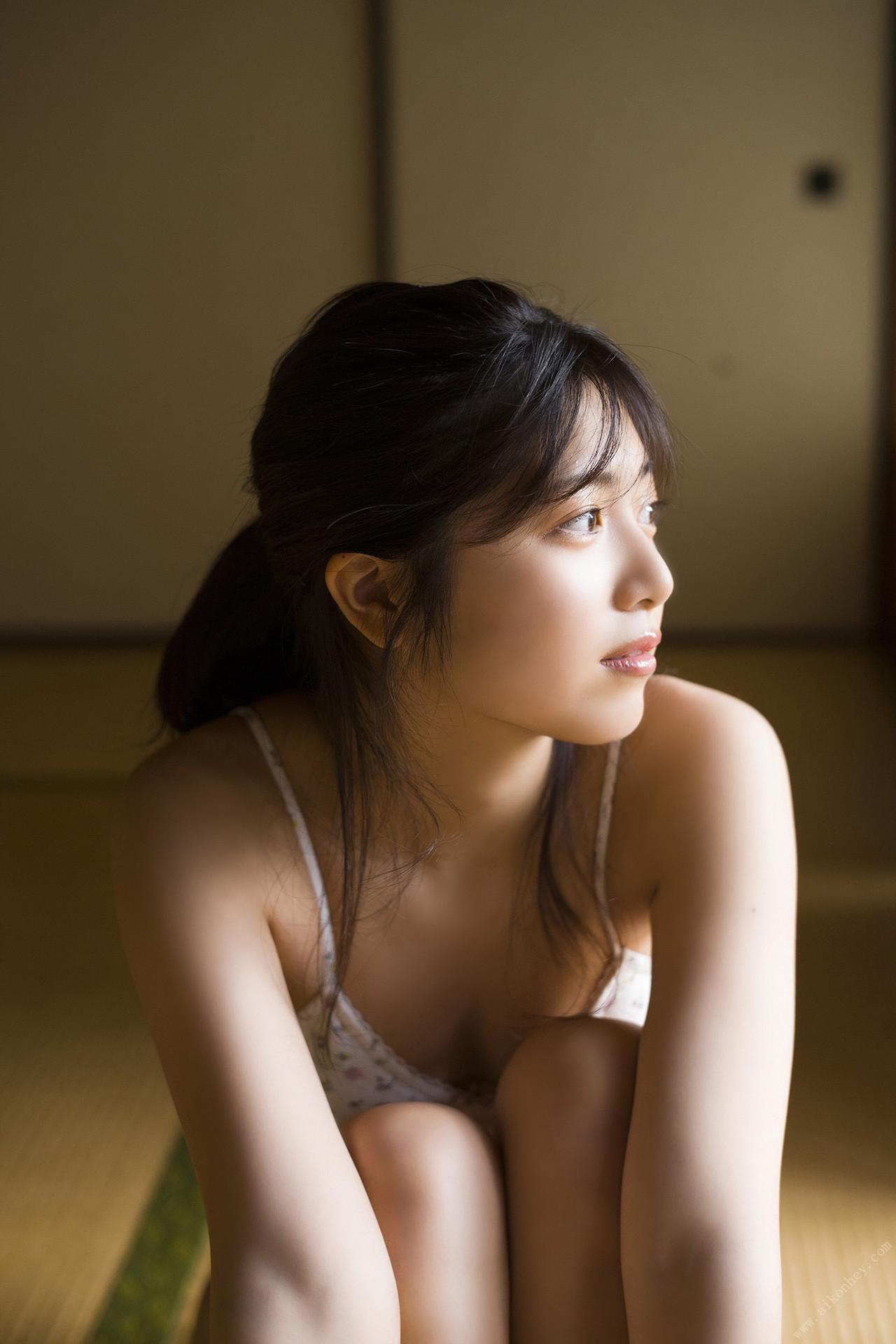 Rio Yoshida 吉田莉桜, デジタル写真集 「謙虚な美徳」 Set.02(15)