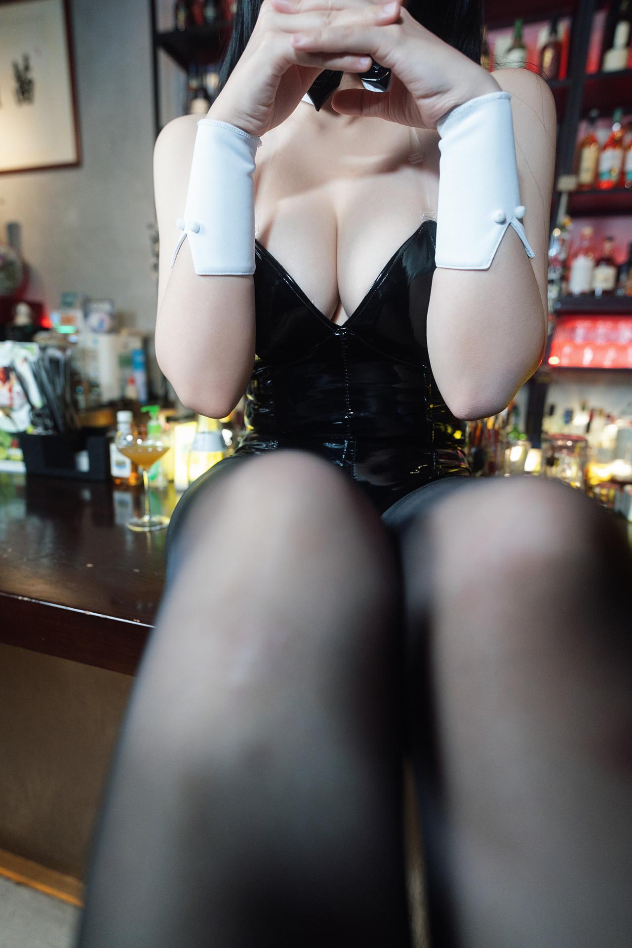 Cosplay 糖果果candy – 黑胶兔兔2 Set.03(19)