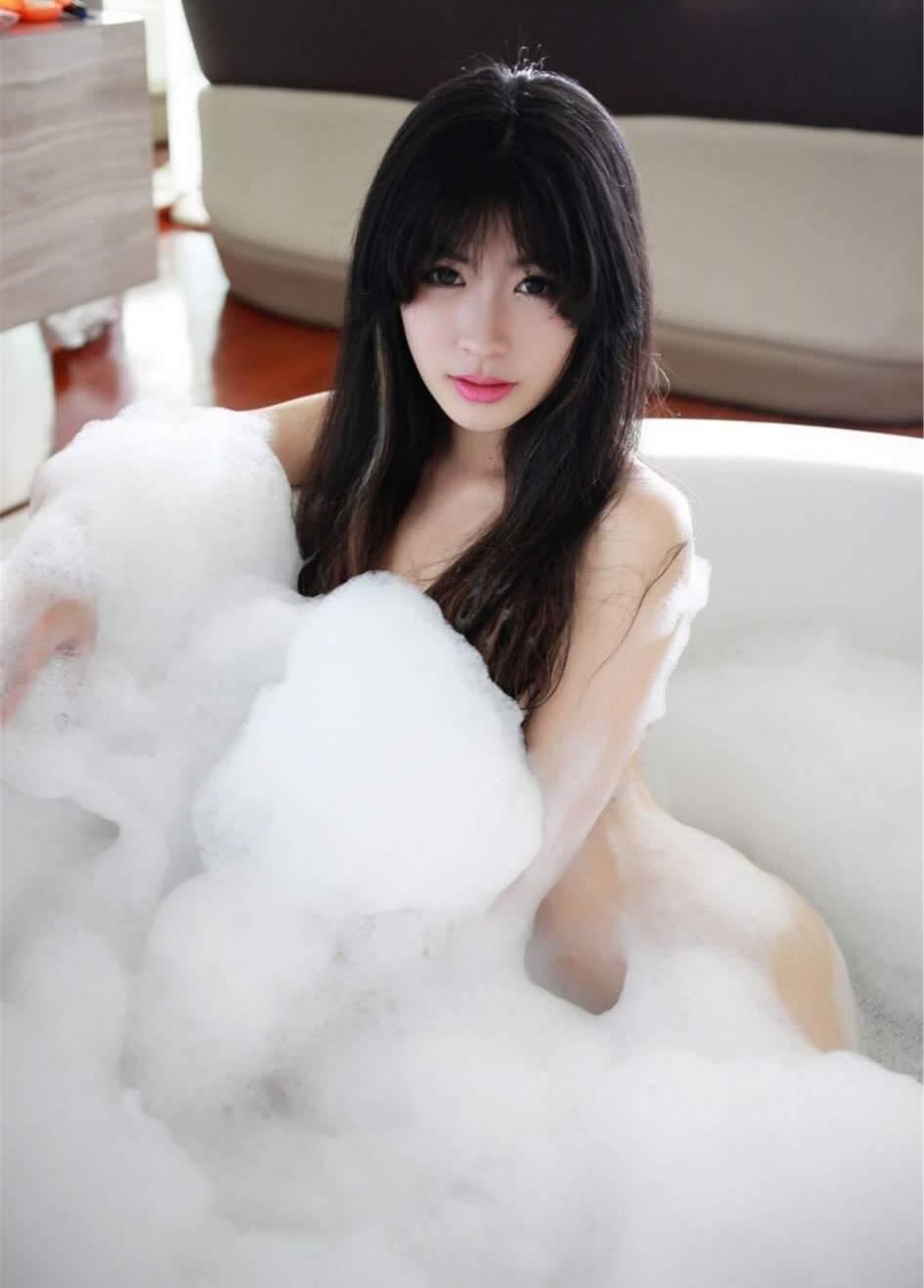 [秀人美媛馆] NO.277 甜心儿刘雪妮Verna浴室唯美写真(9)