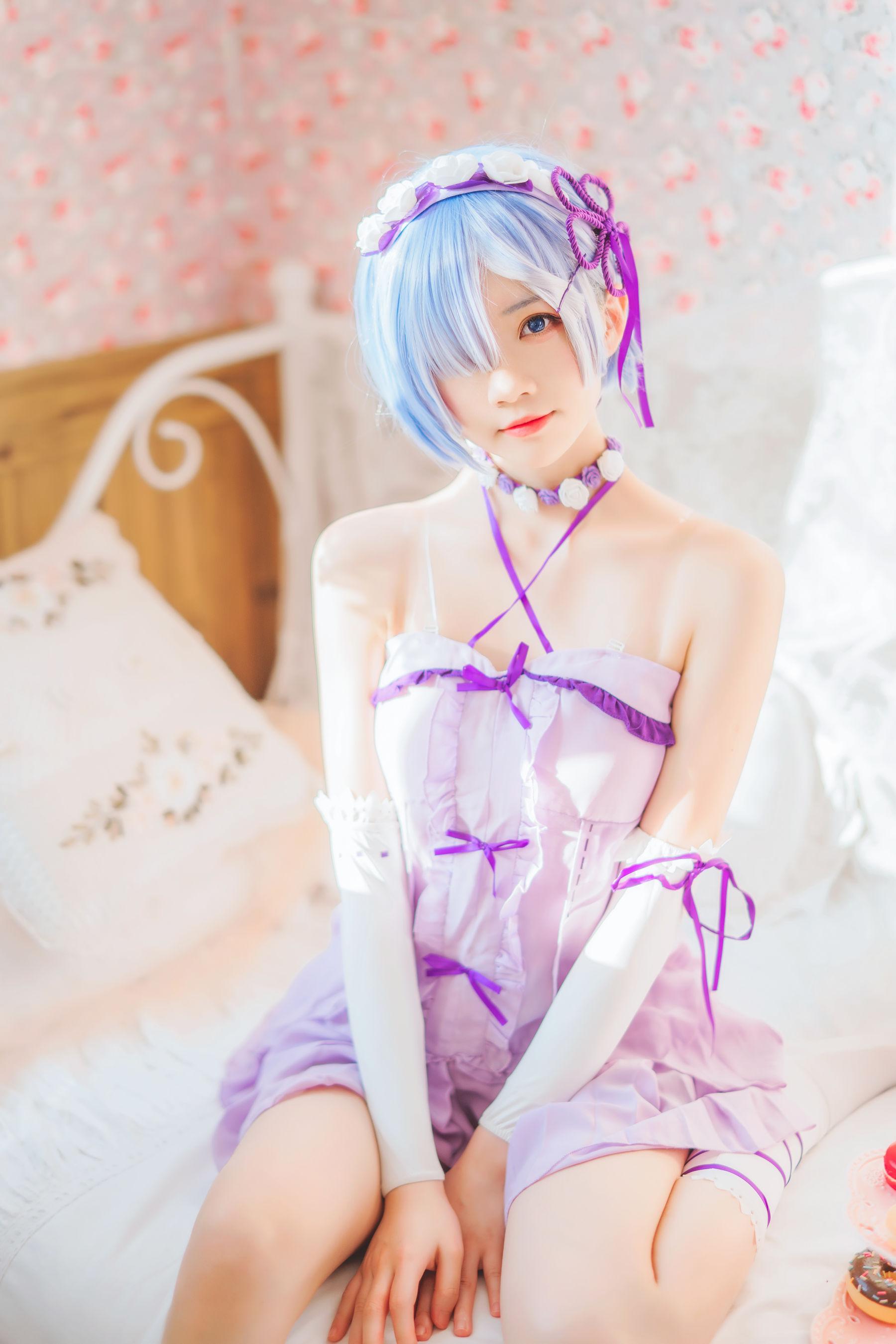 [Cosplay] 蠢沫沫 – 蕾姆小睡裙(5)