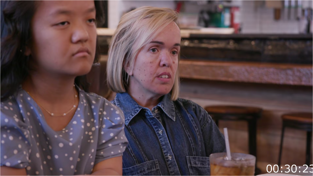 7 Little Johnstons S14E01 [1080p] (x265) TmS5qETM_o