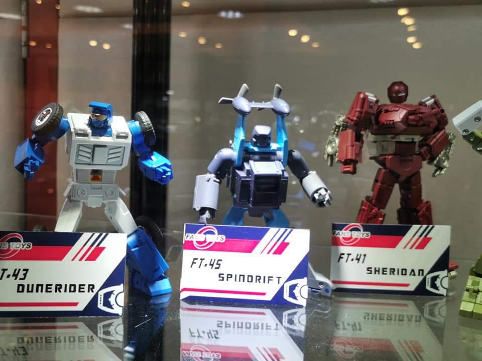 [Fanstoys] Produit Tiers - Minibots MP - Gamme FT - Page 4 UlhDJfA4_o