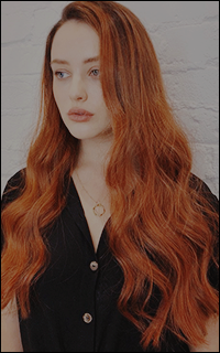 Nomi Lyons