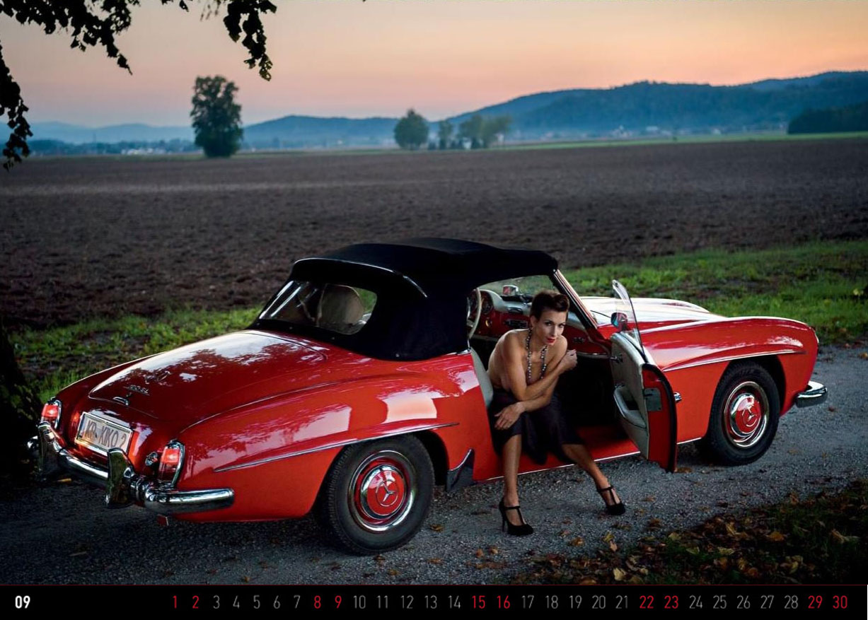 Девушки и ретро-автомобили в эротическом календаре Oldtimer 2018 Calendar - girls and retro cars Девушки и ретро-автомобили в эротическом календаре Oldtimer 2018 Calendar - girls and retro cars