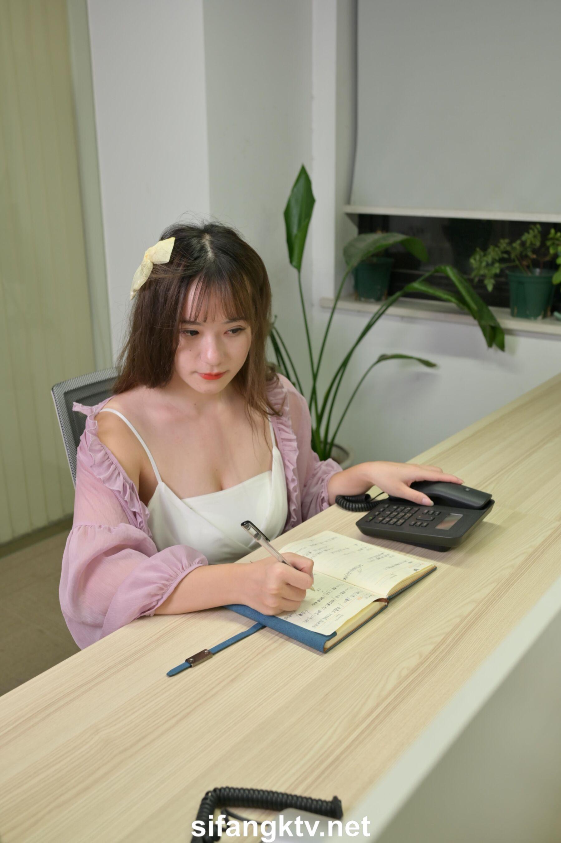 国模人体 国模小唯大尺度性爱人体私拍套图(30)