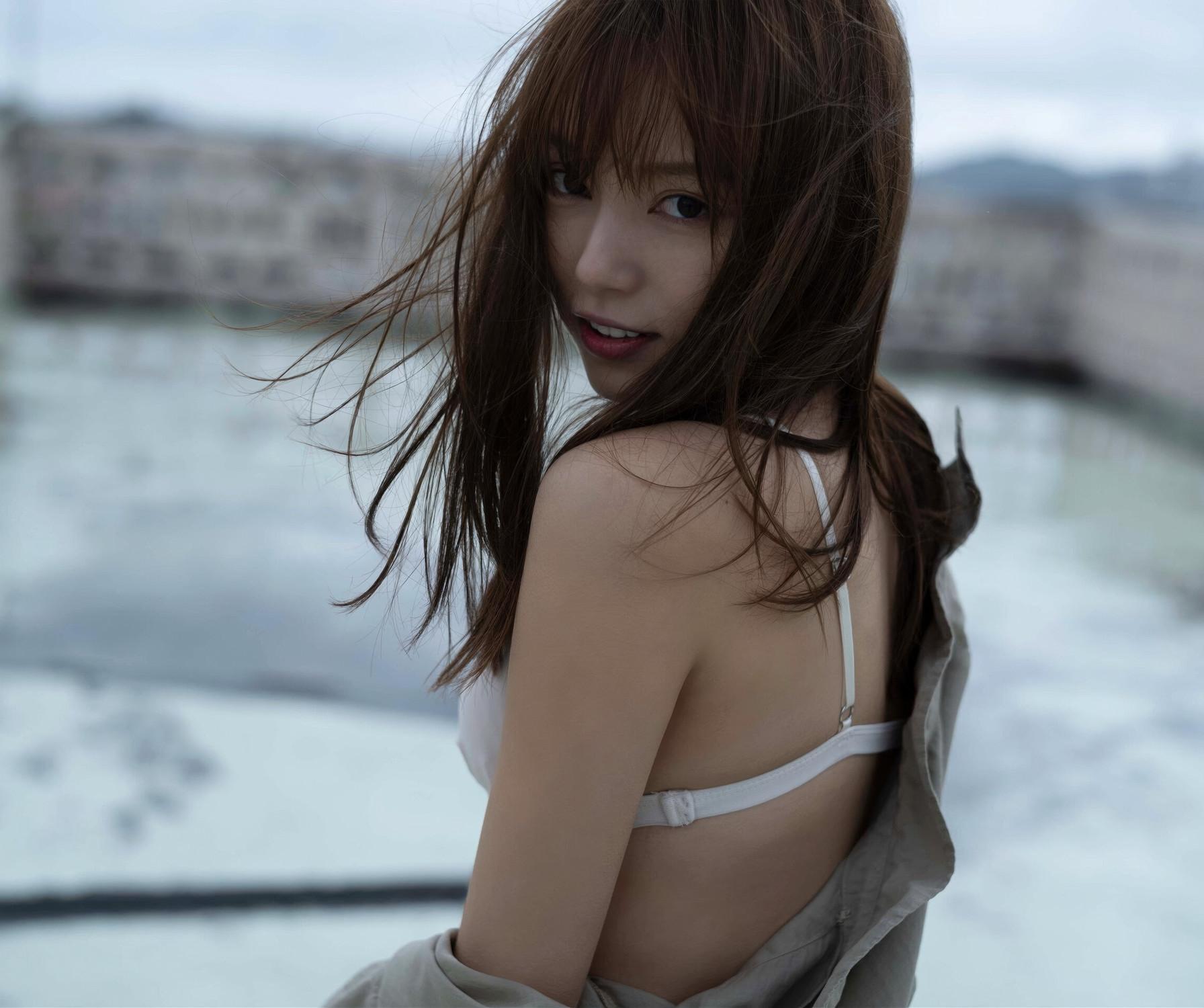 Sayaka Komuro 小室さやか, 写真集 「戯れと微笑」 Set.02(5)
