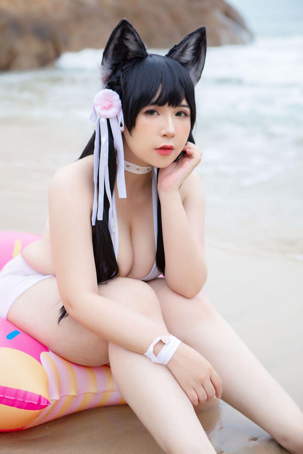 [福利女神cosplay] Uy Uy - Atago Bikini 写真套图(3)