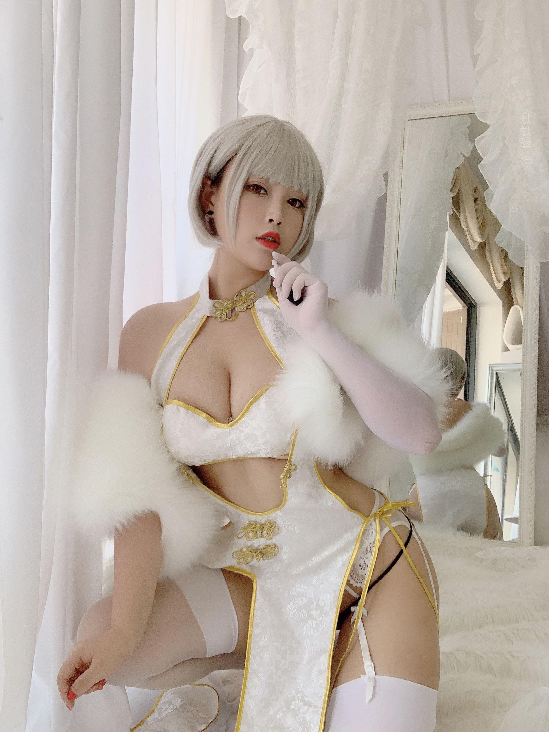 [美女Coser] -白烨- 《白旗袍》 写真集(15)