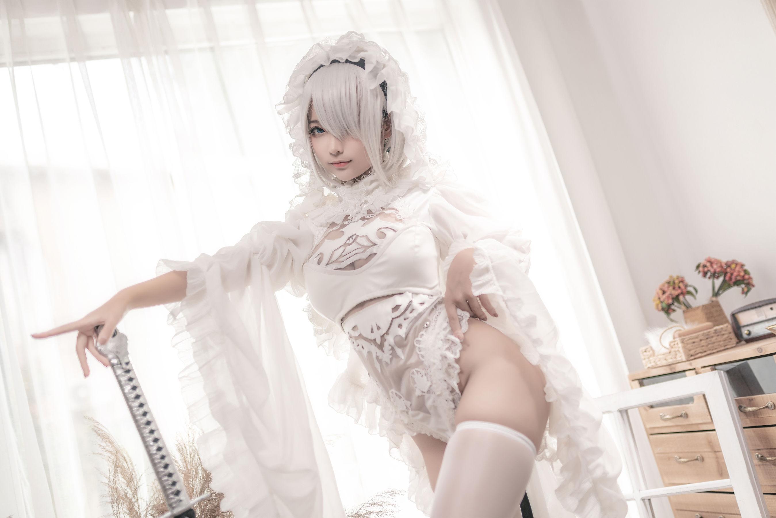 [Cosplay] 蠢沫沫 – 尼尔纪元 白花嫁 写真套图(7)