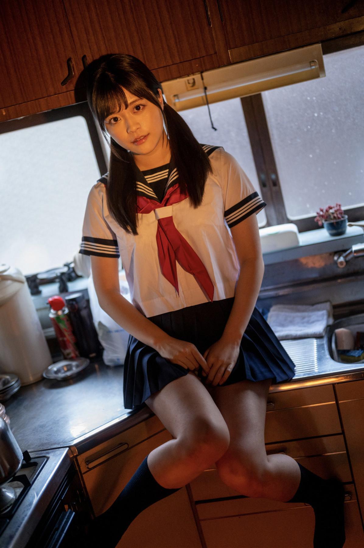 Kanon Kanade 奏音かのん, ヌード写真集 「初めは少しだけ優しく」 Set.02(12)