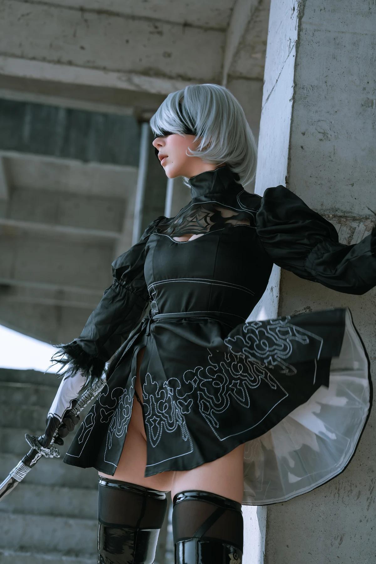 Cosplay 云溪溪Yunx1x1 & 奶桃 – 2B本 YoRHa No.2 Type B 下 Set.04(7)