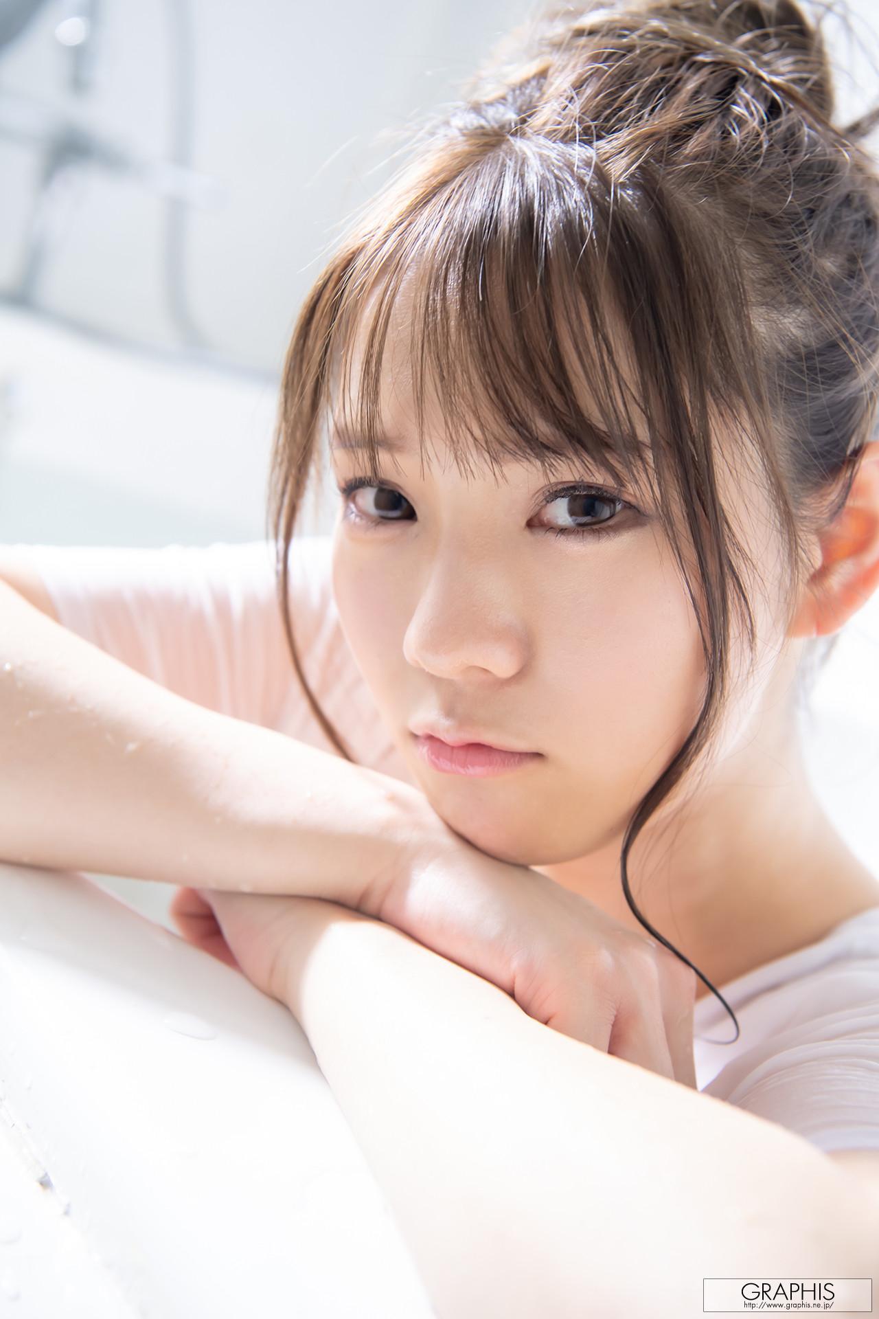 Uta Hayano はやのうた, [Graphis] First Gravure Vol.05(13)