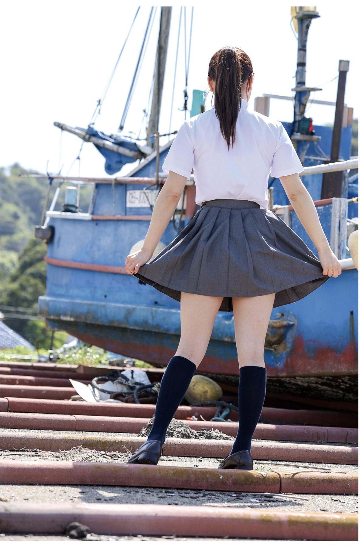 Narumi Hirose 広瀬なるみ, ヌード写真集 『風に包まれて』 Set.06(5)