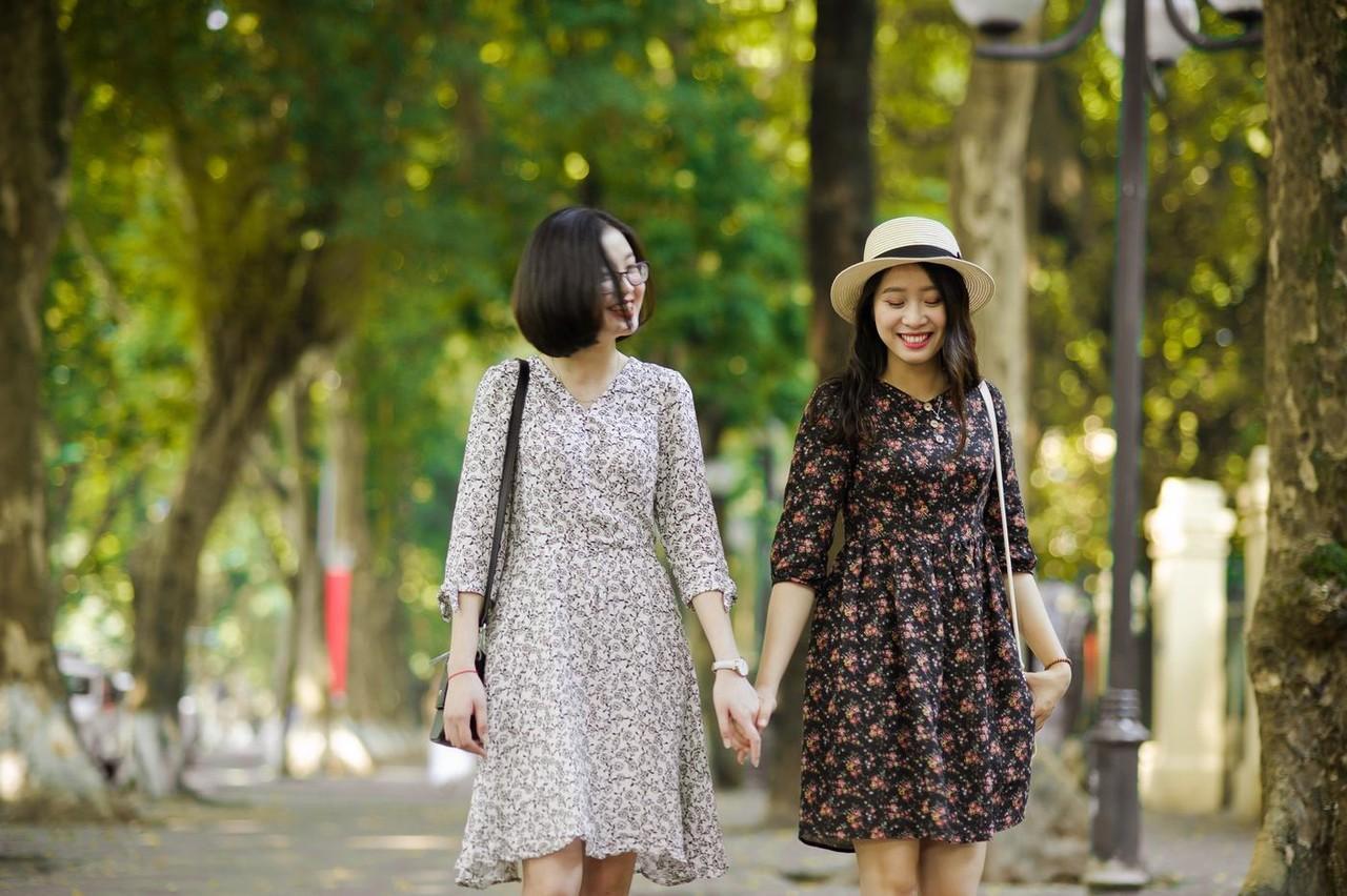 Gorgeous Asian brunette girls posing in their summer dresses in public(10)