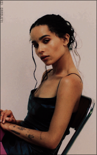 Zoe Kravitz XyRlUJqJ_o