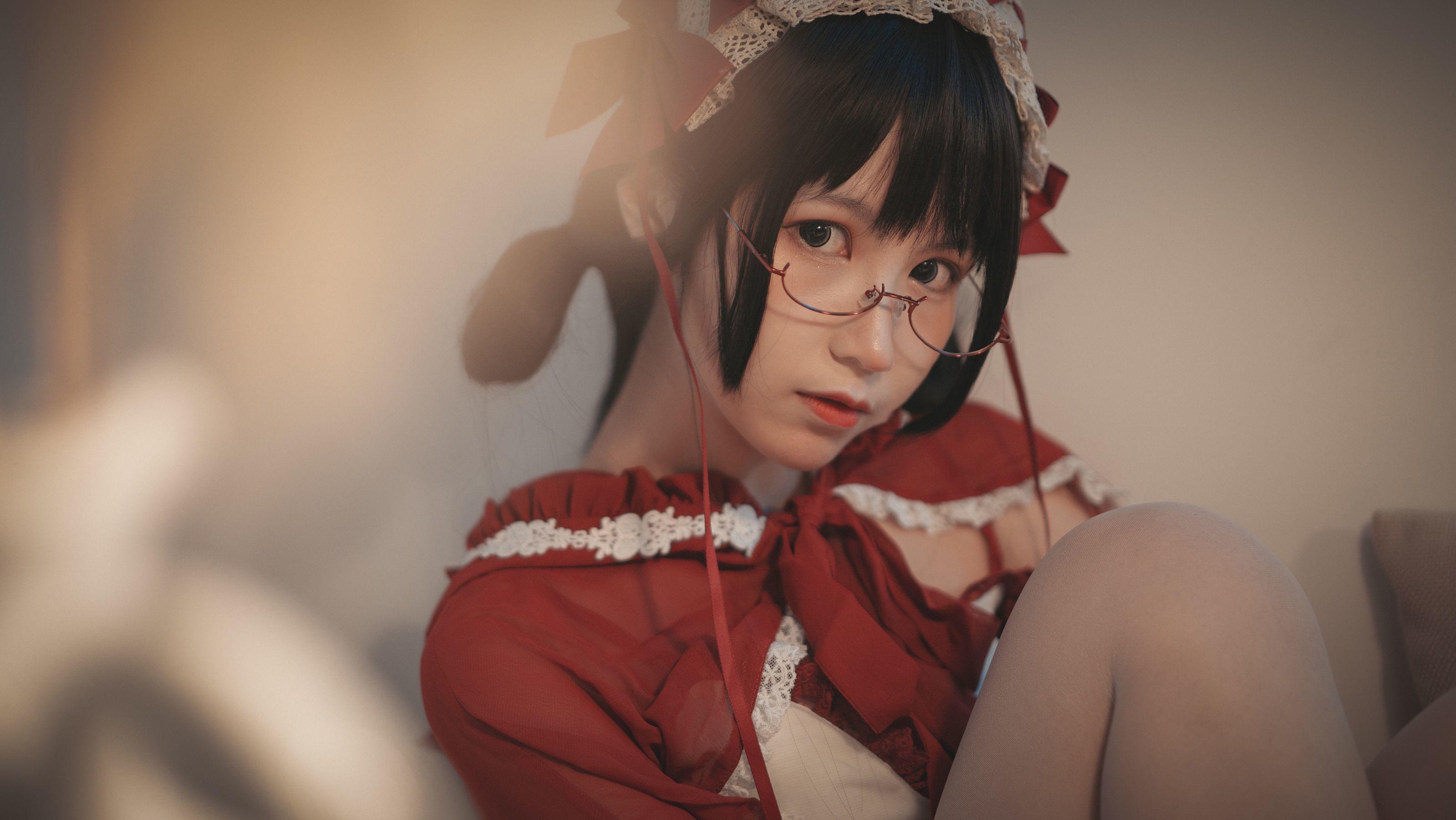 [网红Coser] 逐月su 《小红帽》 写真集(23)