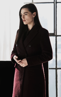 Katie McGrath XoslPG1c_o