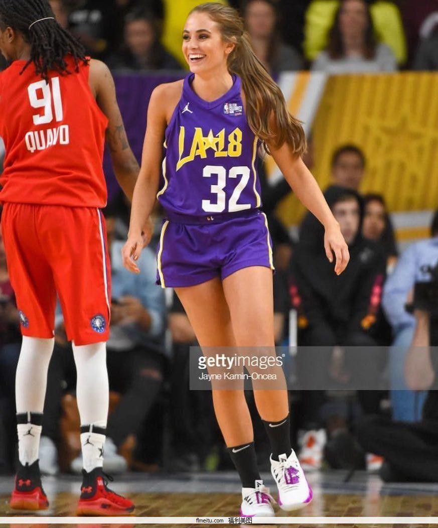 Rachel DeMita- 颜艺俱佳的美女篮球主播图片(44)