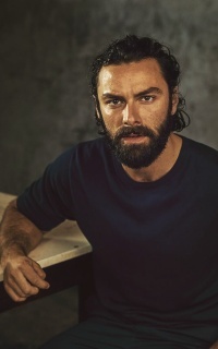 Aidan Turner LAqN508t_o