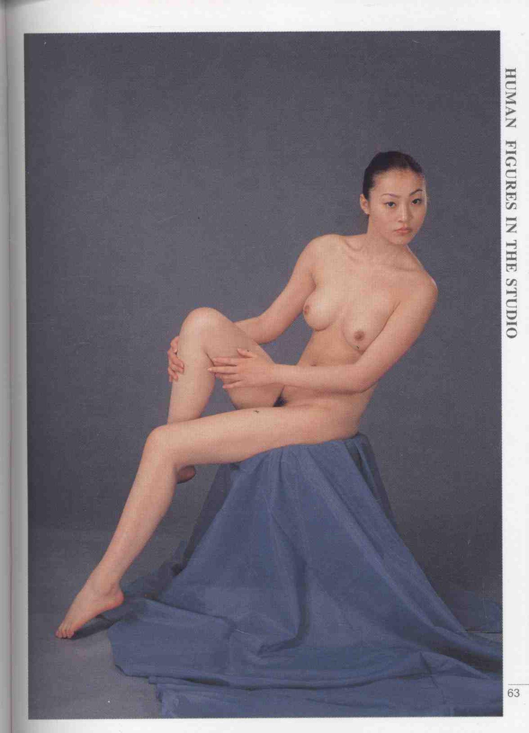 书籍扫描 实用人体模特摄影·坐姿篇(68)