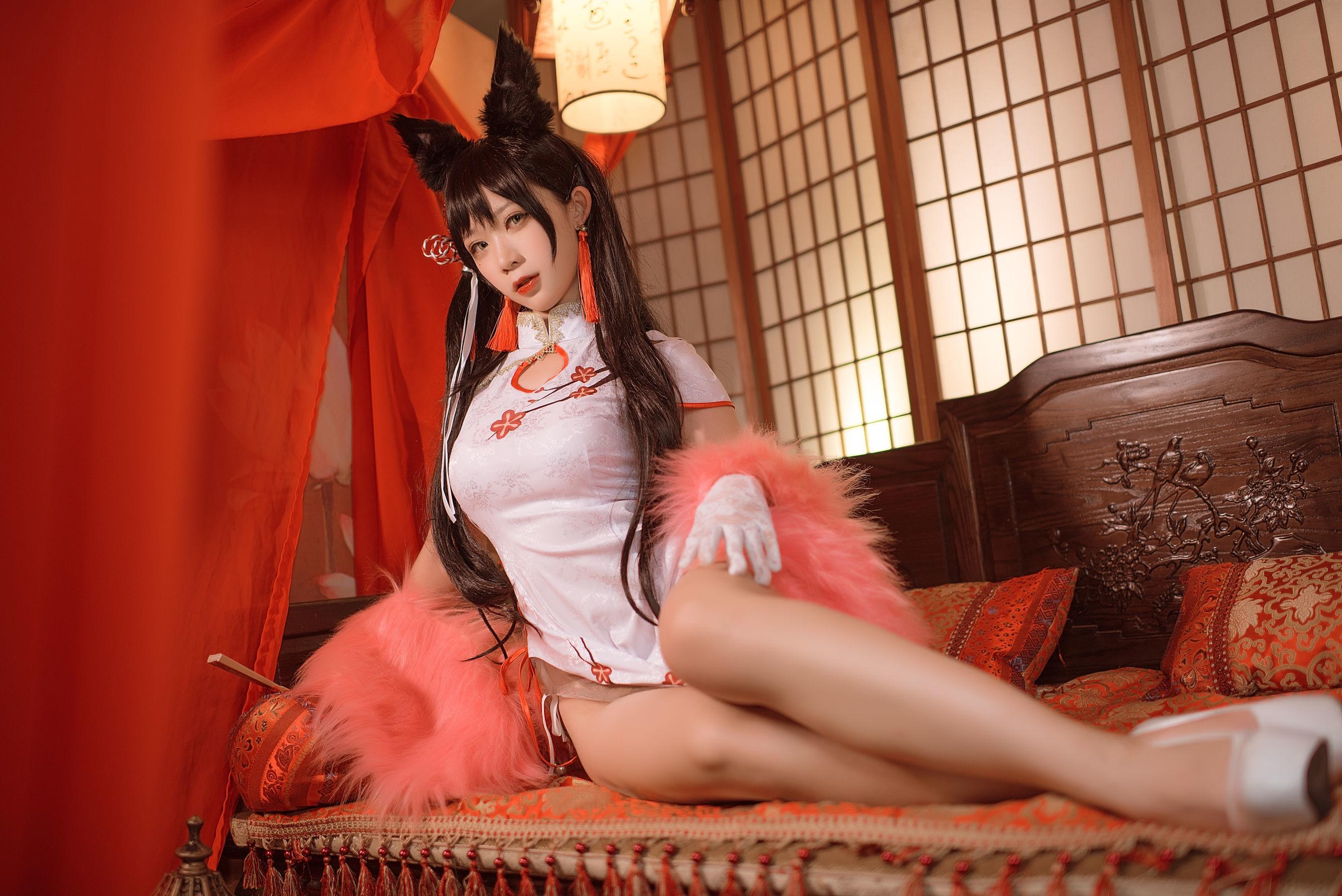 [美女Coser] 樱落酱w 《爱宕新春旗袍》 写真集