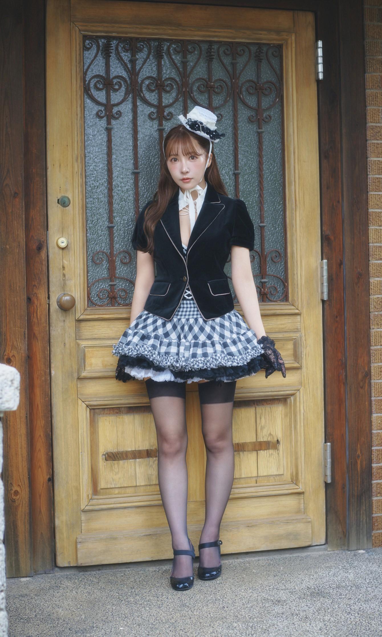 Yua Mikami 三上悠亜, 週プレ Photo Book 「Your DOLL」 Set.03(3)