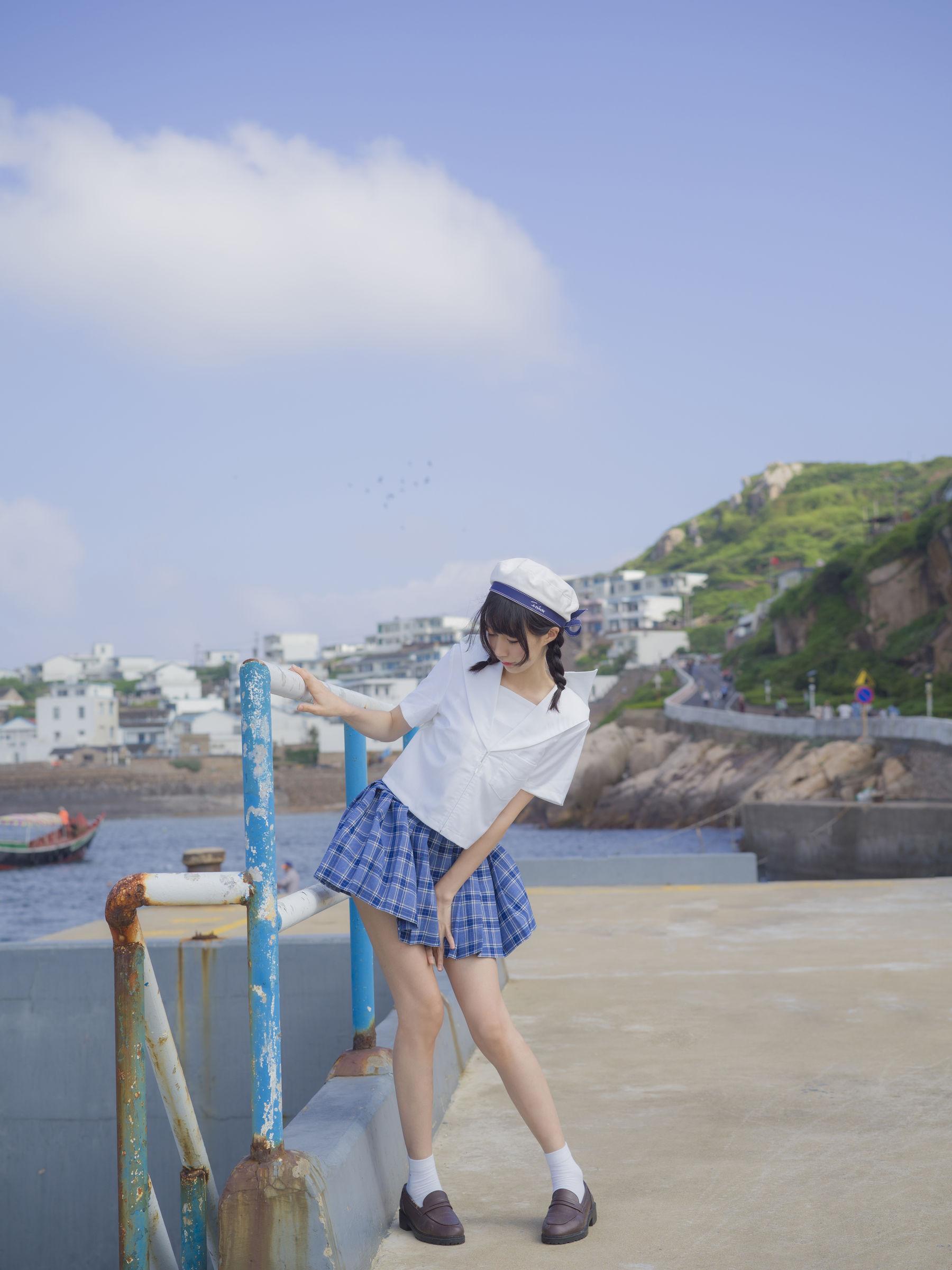 [Cosplay] NAGISA魔物喵 – 海风与少女(2)