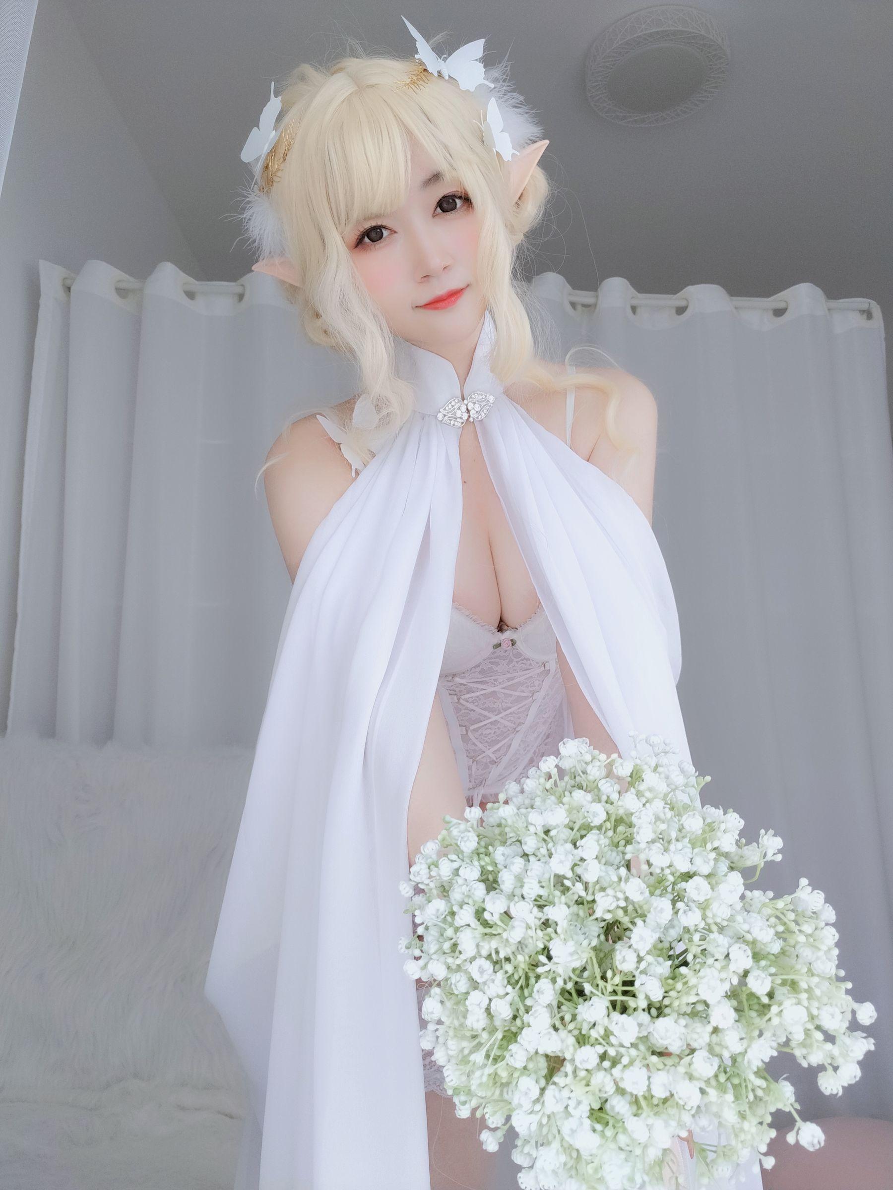 [Cosplay] Coser小姐姐白银 – 小白羊(17)