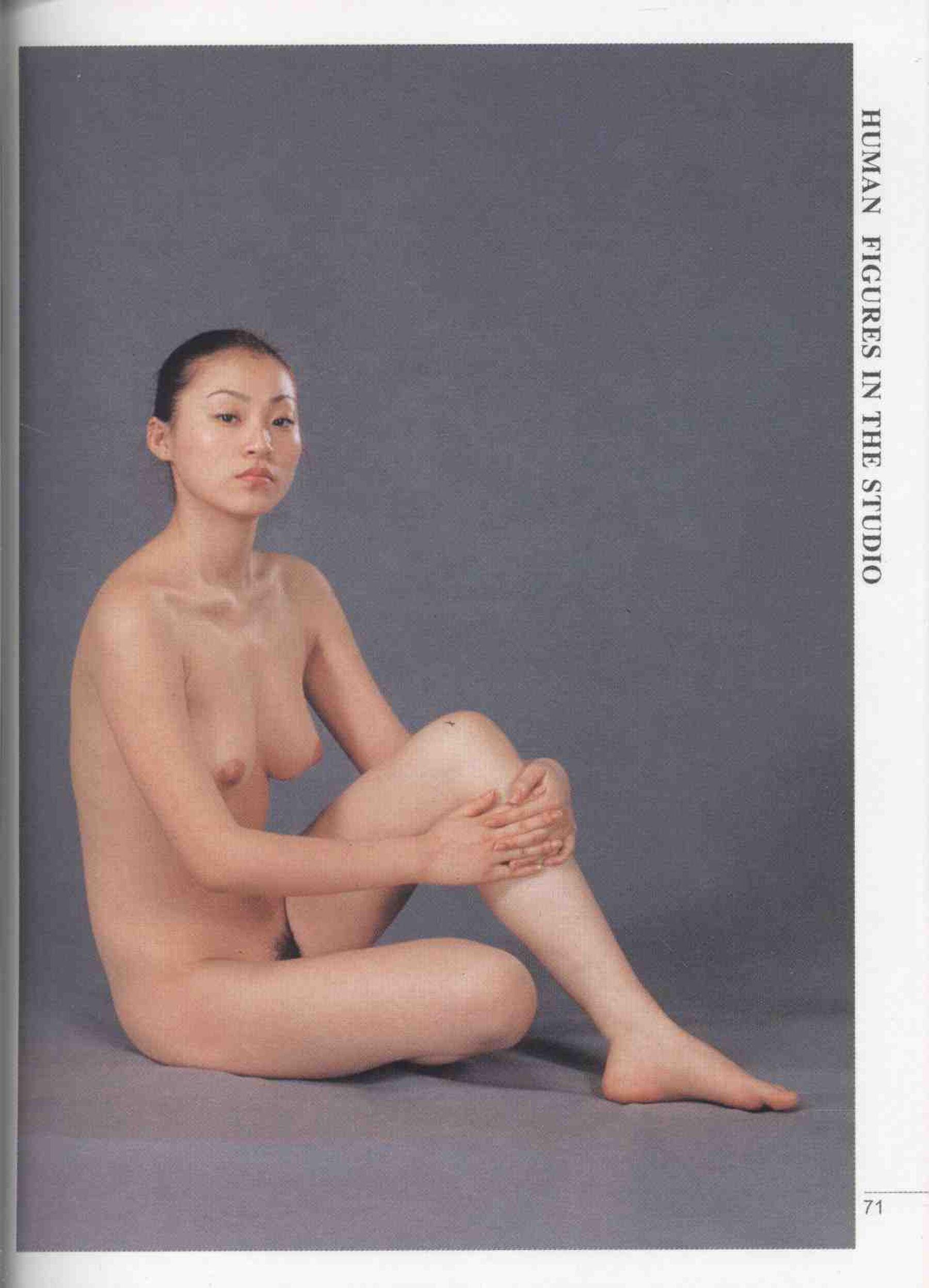 书籍扫描 实用人体模特摄影·坐姿篇(76)
