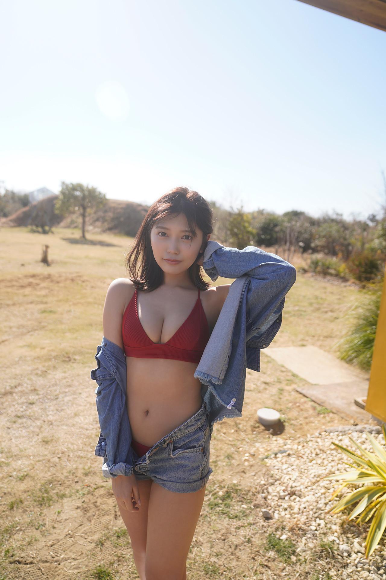 Reona Matsushita 松下玲緒菜, FLASHデジタル写真集　「素肌で、旅立ち」 Set.04(3)