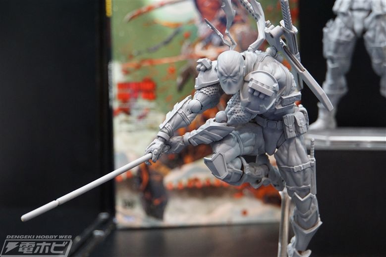 Deathstroke (Revoltech) 87x0cAmz_o