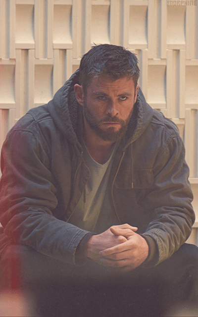 Chris Hemsworth PUNI9ceM_o