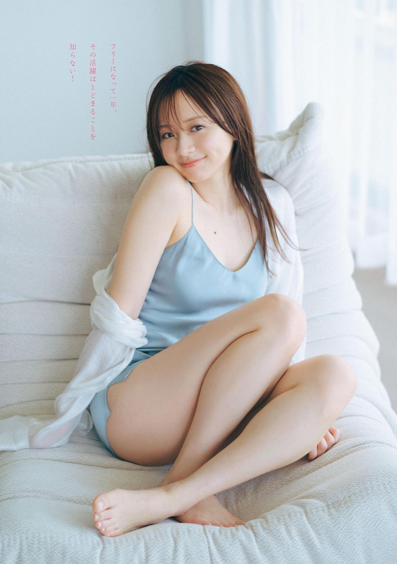 Kasumi Mori 森香澄, Young Magazine 2024 No.32 (ヤングマガジン 2024年32号)(4)