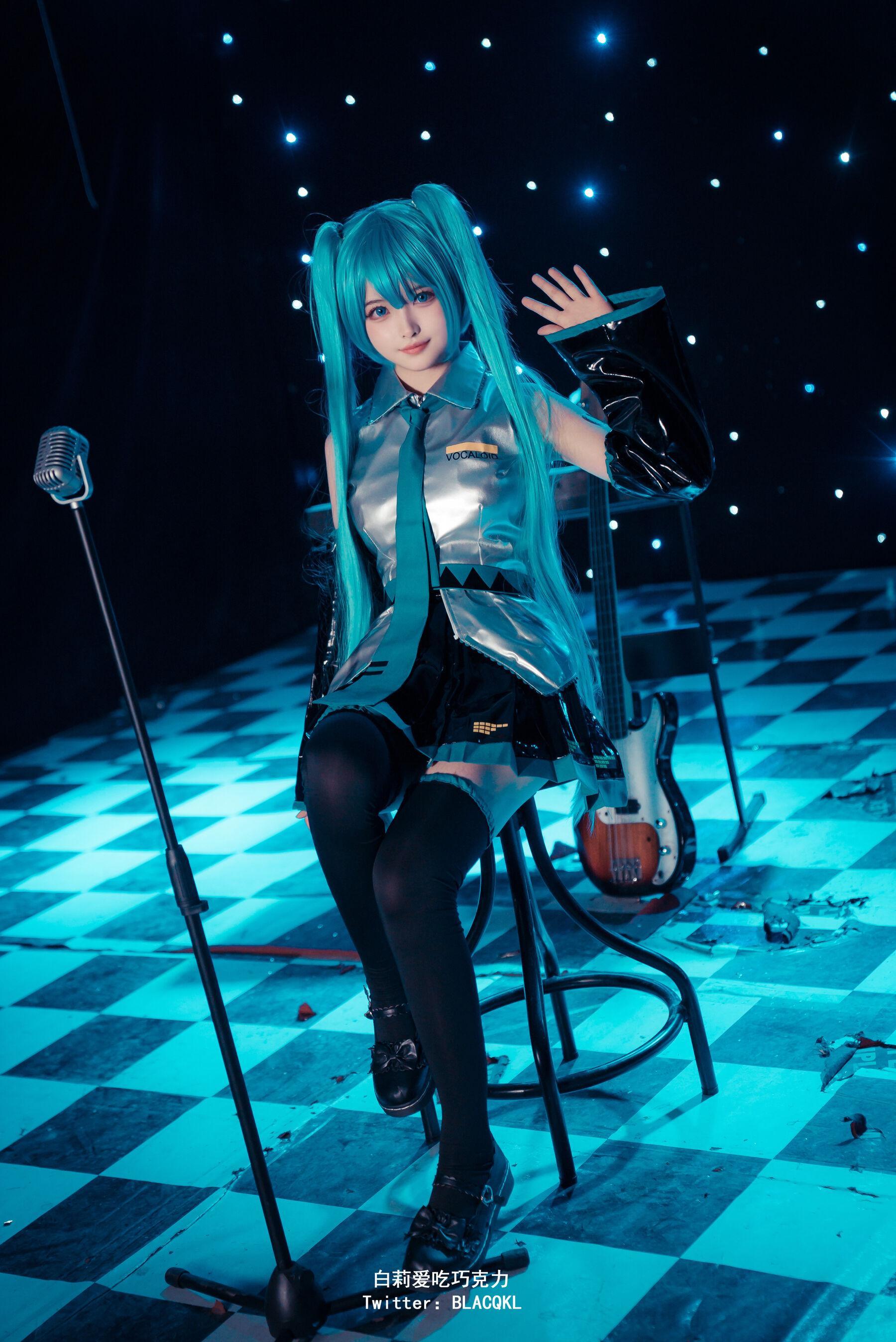国模人体 白莉爱吃巧克力《未来初音 Miku》(14)