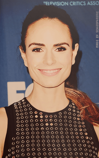 Jordana Brewster AUzViVBf_o