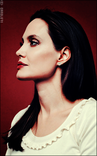 Angelina Jolie 651KKJPj_o
