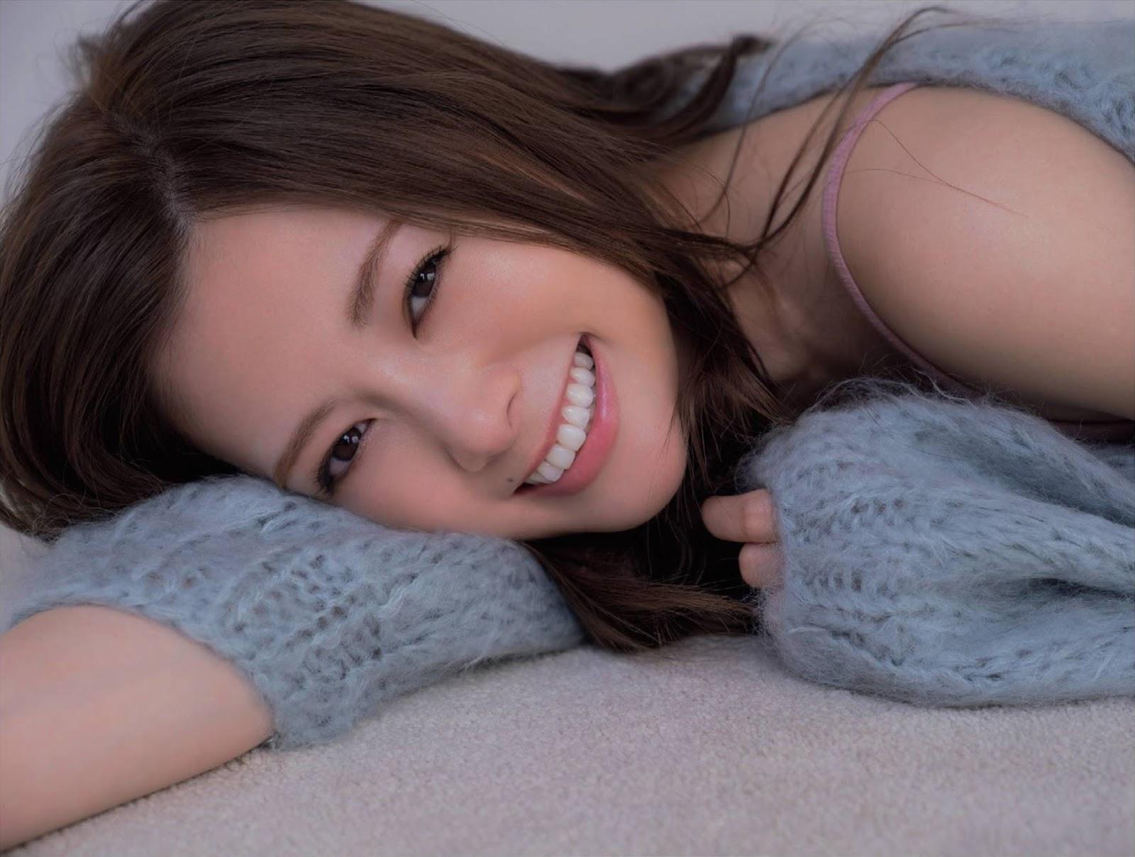 Mai Shiraishi 白石麻衣, FRIDAY 2020.01.10 (フライデー 2020年1月10日号)(5)