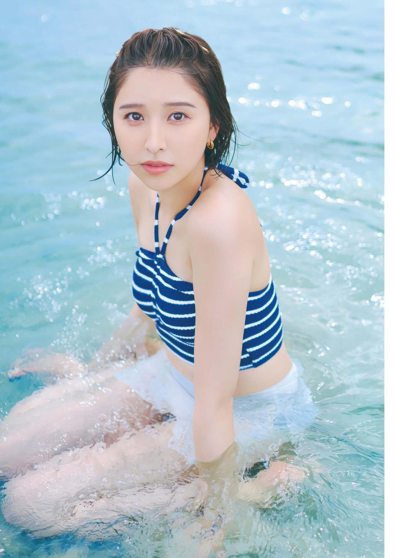 Shiori Tamai 玉井詩織, Big Comic Spirits 2025 No.39 (ビッグコミックスピリッツ 2025年39号)(4)