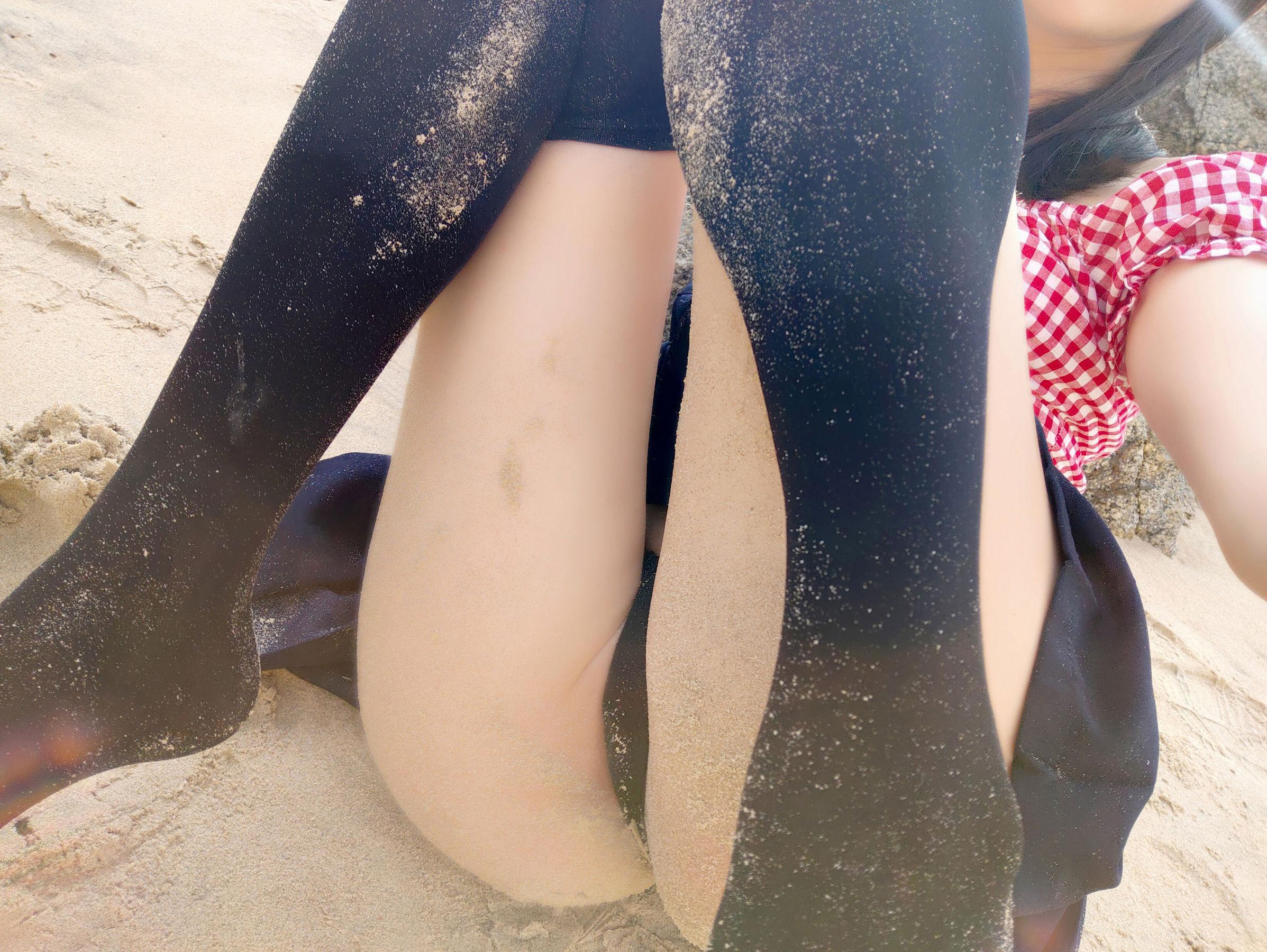 [COS福利] NAGISA魔物喵 – 海岛旅行自拍 写真套图(52)