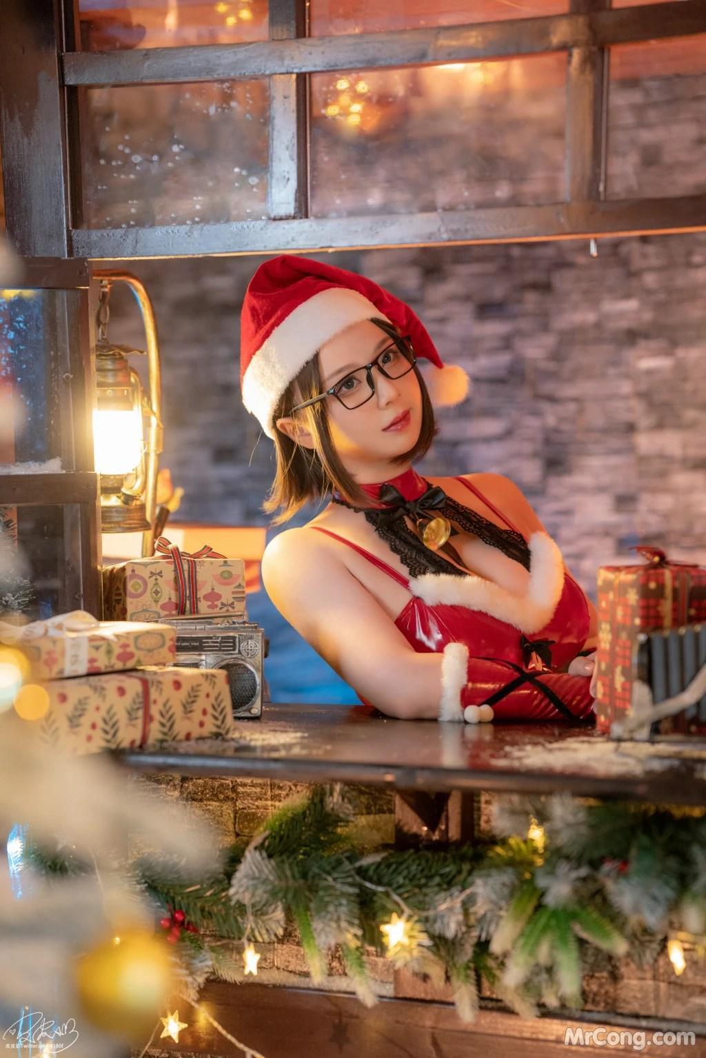 Coser@皮皮奶可可爱了啦: 圣诞痴女 (59 photos )(30)