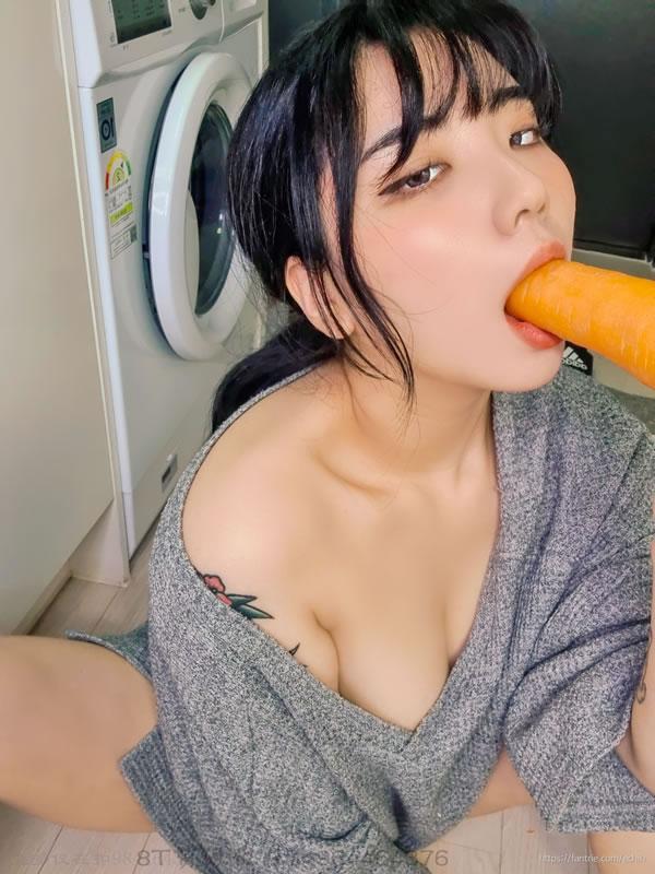 网红模特@Ech1h OnlyFans诱惑私拍视图4(19)