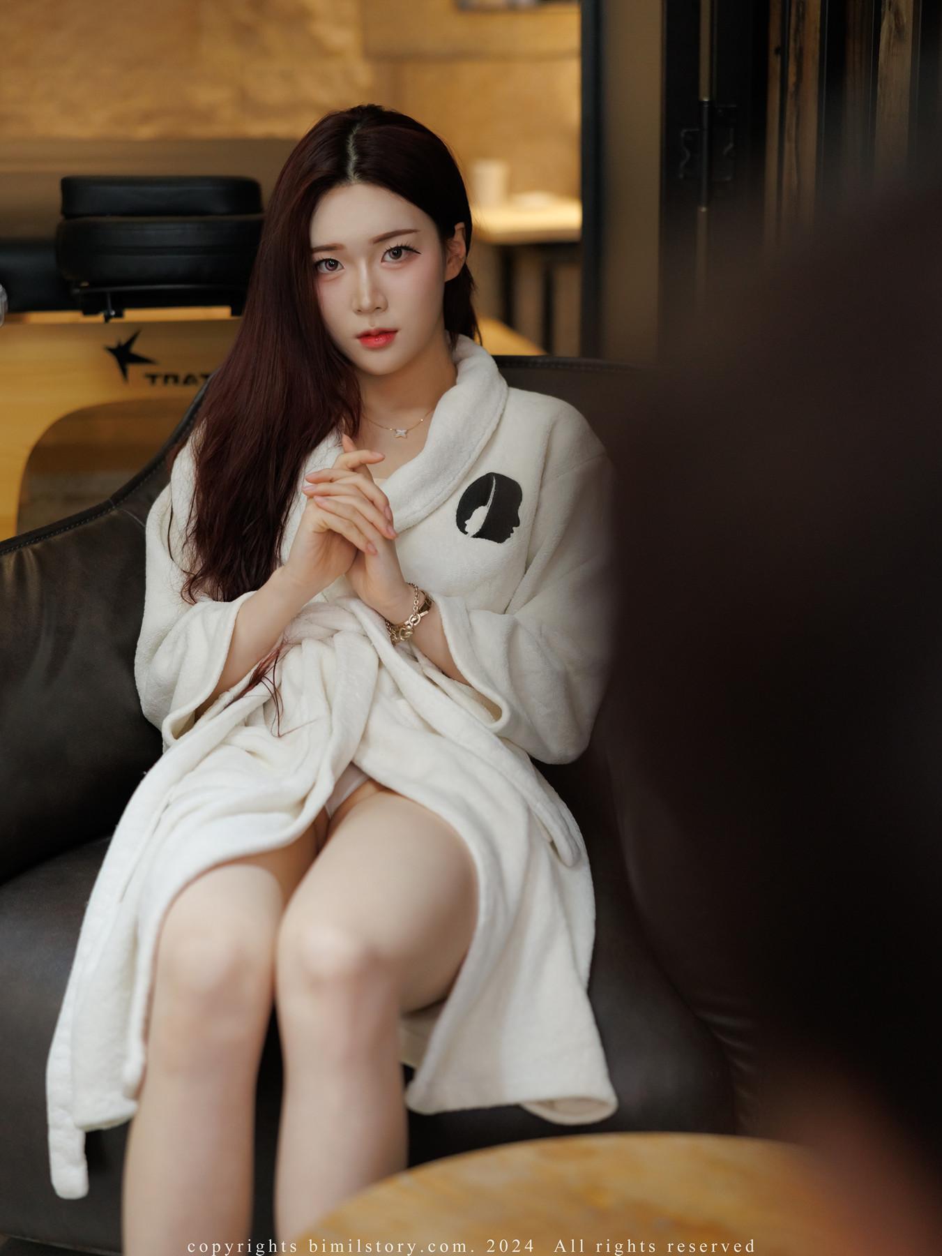 Hayun 하윤, Bimilstory ‘Vol.10 Wet Body’ Set.01(3)