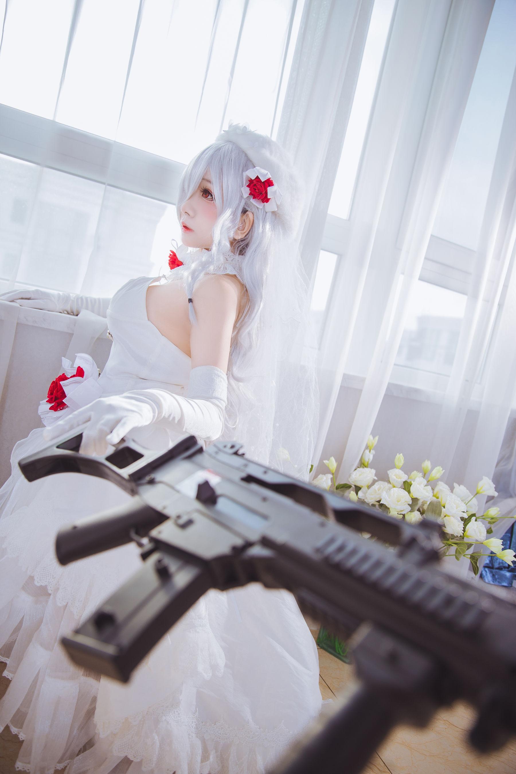 [网红Coser] 日奈娇 《g36c 礼服》 写真集(19)