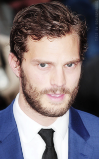 Jamie Dornan G6SSaOrs_o