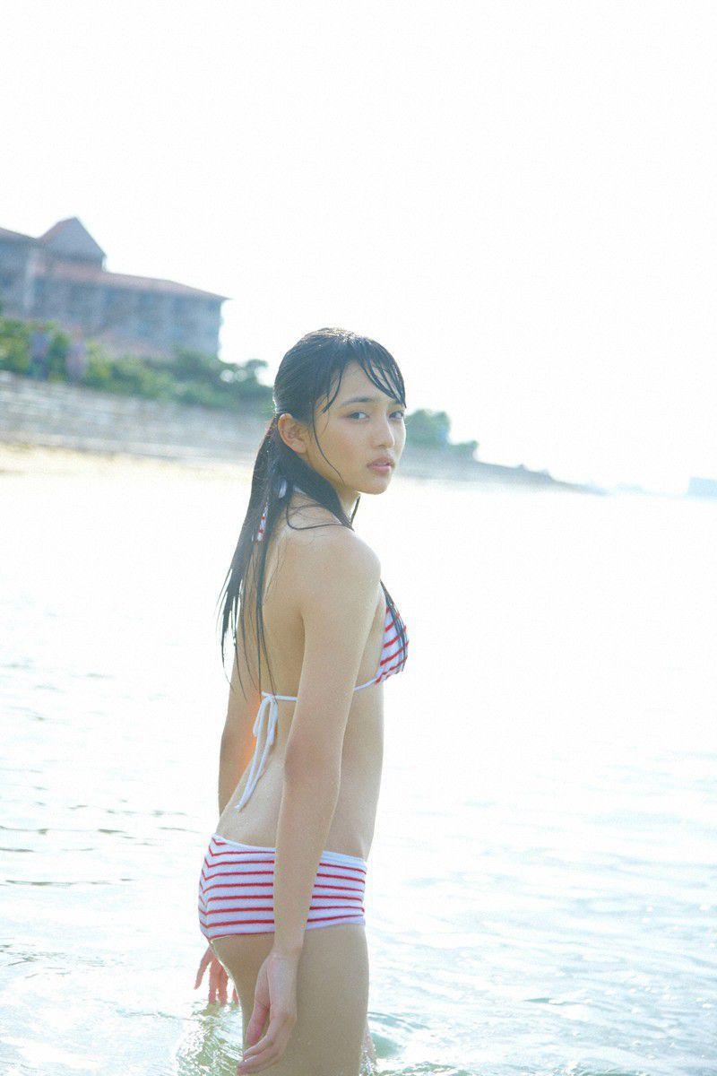 [Wanibooks] NO.100 Haruna Kawaguchi 川口春奈 写真集(141)