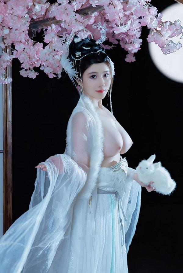 极品女神年年嫦娥仙子大白玉兔又美又仙(24)