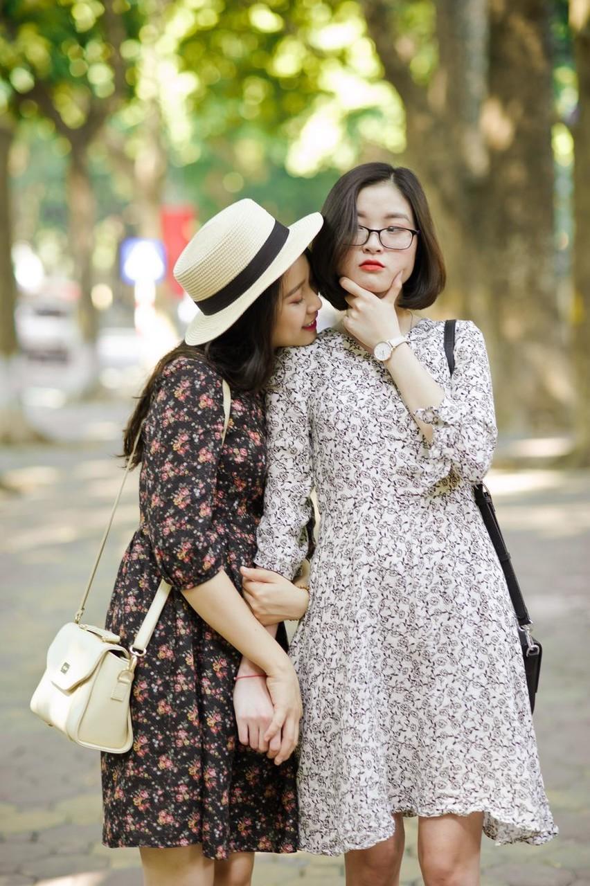 Gorgeous Asian brunette girls posing in their summer dresses in public(3)